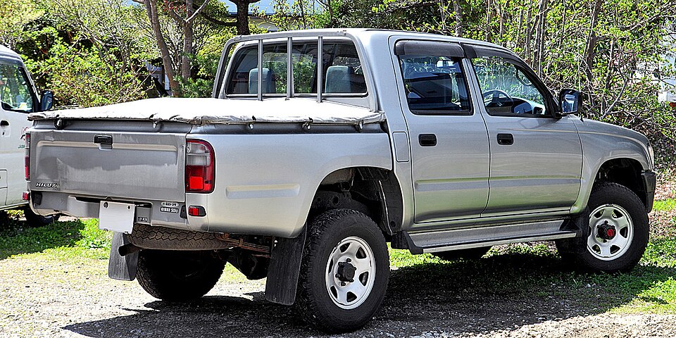 File:Toyota Hilux N160 010.JPG