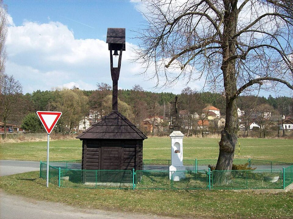 File:Zvonice v Bučí (Q37023510).jpg
