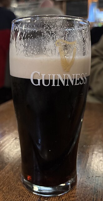 File:Guinness Splitting the G.jpg