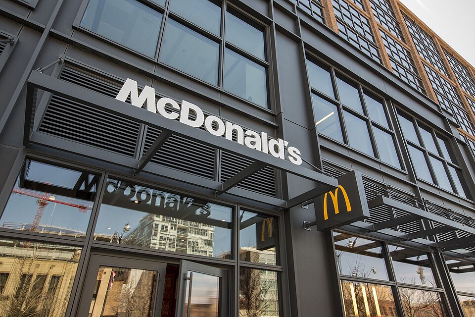 File:New-McDonald-HU-lg (43261171540).jpg