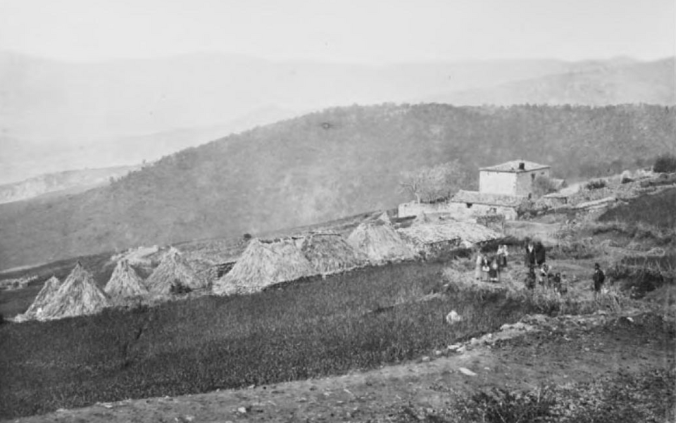 File:CasaOtaiti Maniace Bronte Sicily 1885.png