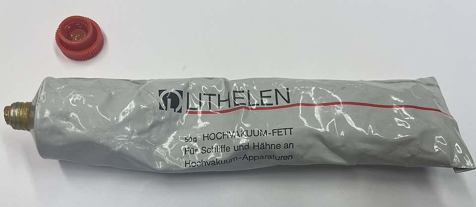 File:LithiumGrease.jpg