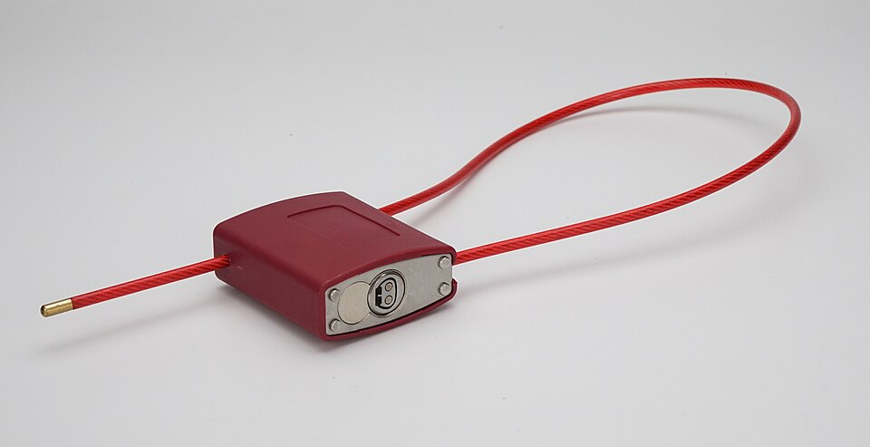 File:Steel Cable Padlock.jpg