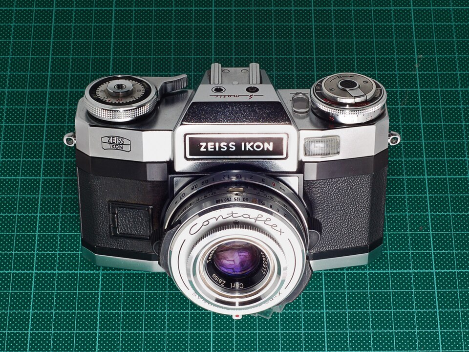 File:Zeiss Ikon Contaflex (4153435136).jpg