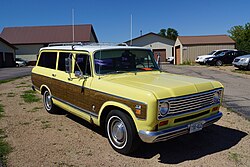 1975 International Travelall Custom 150
