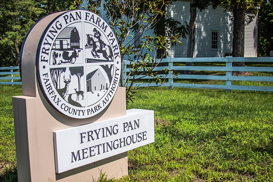 File:FryingPanMeetingHouse FairfaxSign.jpg