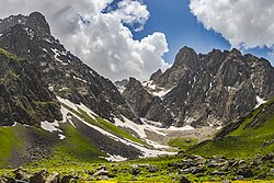 Heaven and Hell Valley, Yüksekova