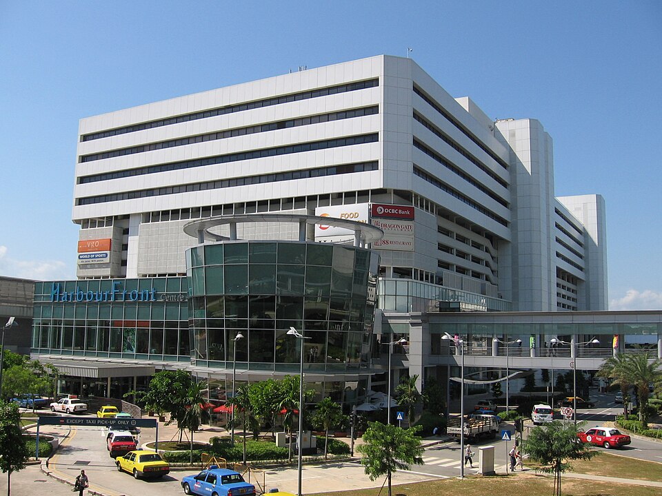 File:HarbourFront Centre 2, Aug 06.JPG