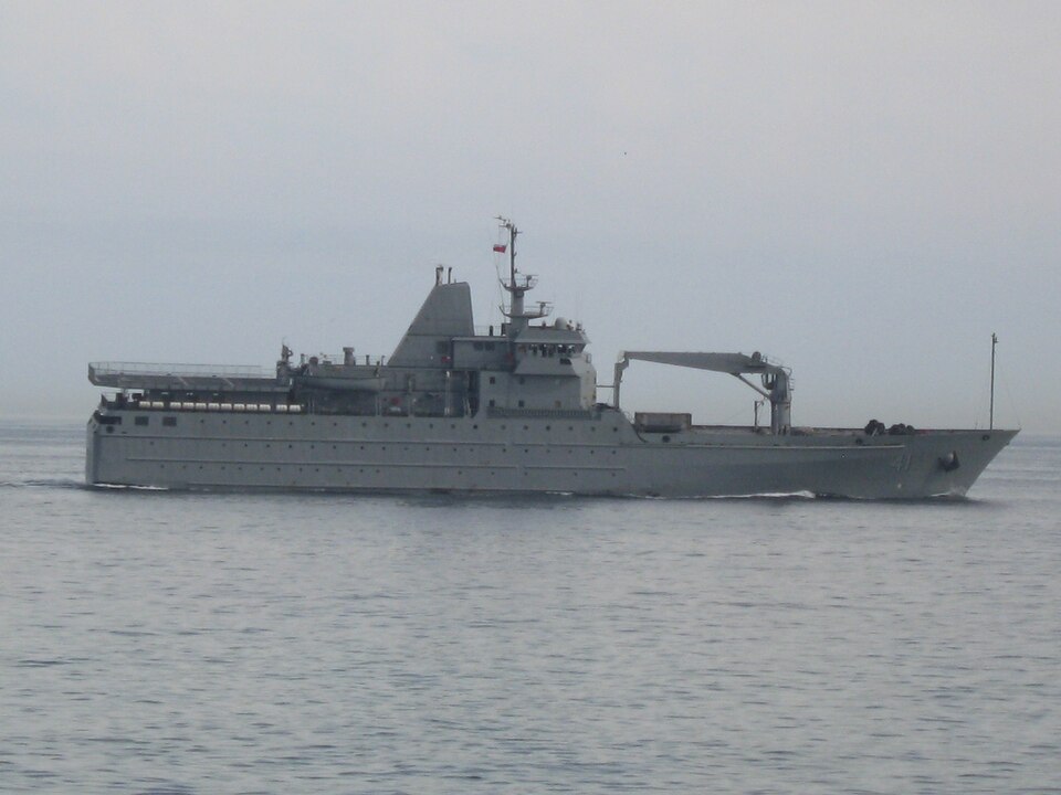 File:Transporte Aquiles (AP-41).jpg