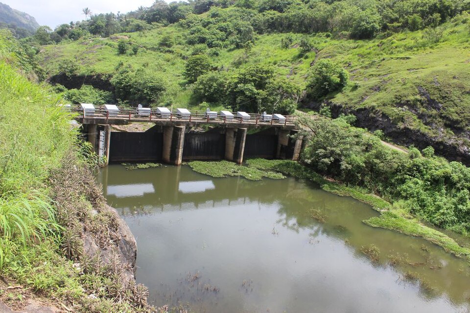 File:Kallar dam.jpg