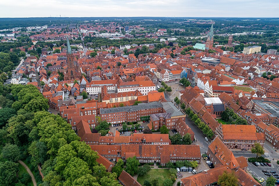 File:Lüneburg Innenstadt Luftaufnahme 01.jpg