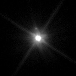 2015 image of Makemake and its moon taken by the Hubble Space Telescope