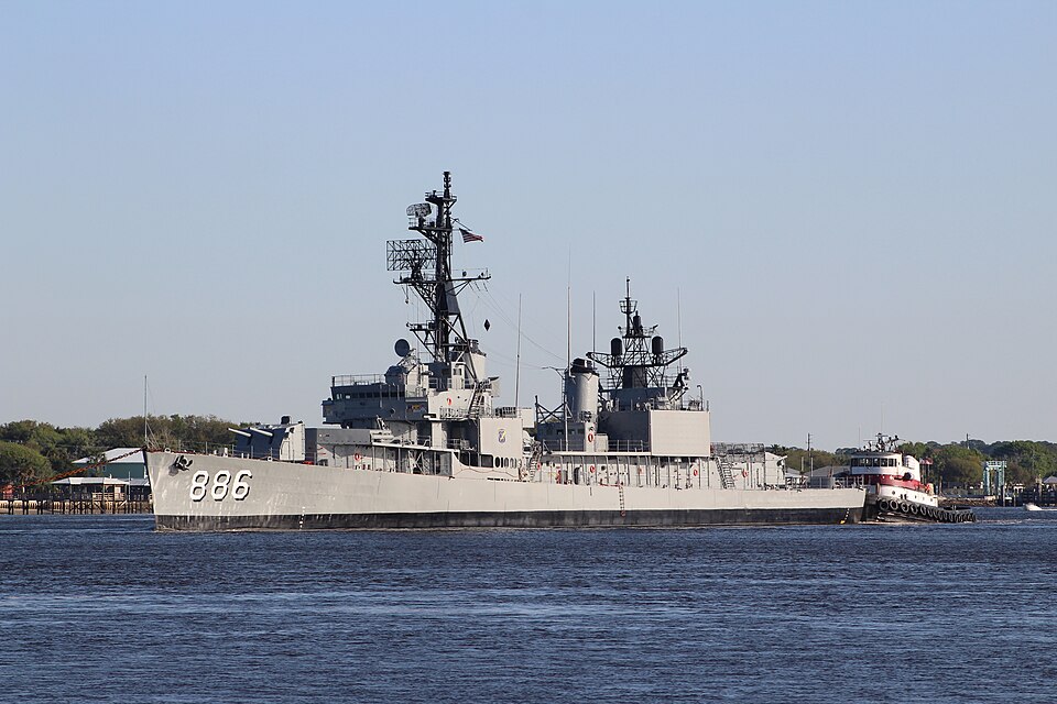 File:USS Orleck Sherman Point.jpg