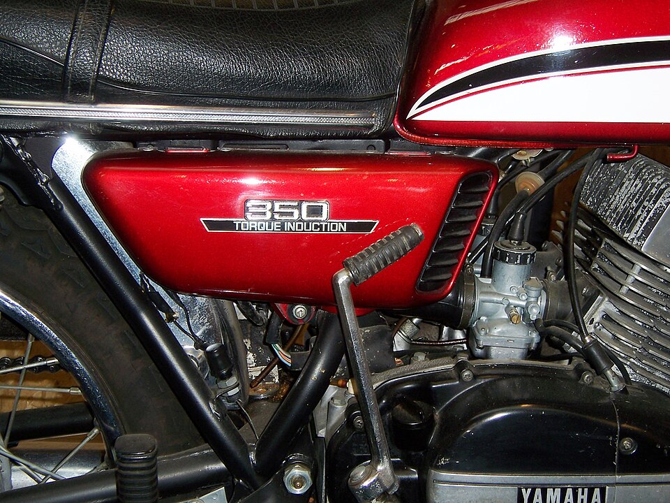 File:Yamaha RD 350 Detail 2011-01-29.jpg