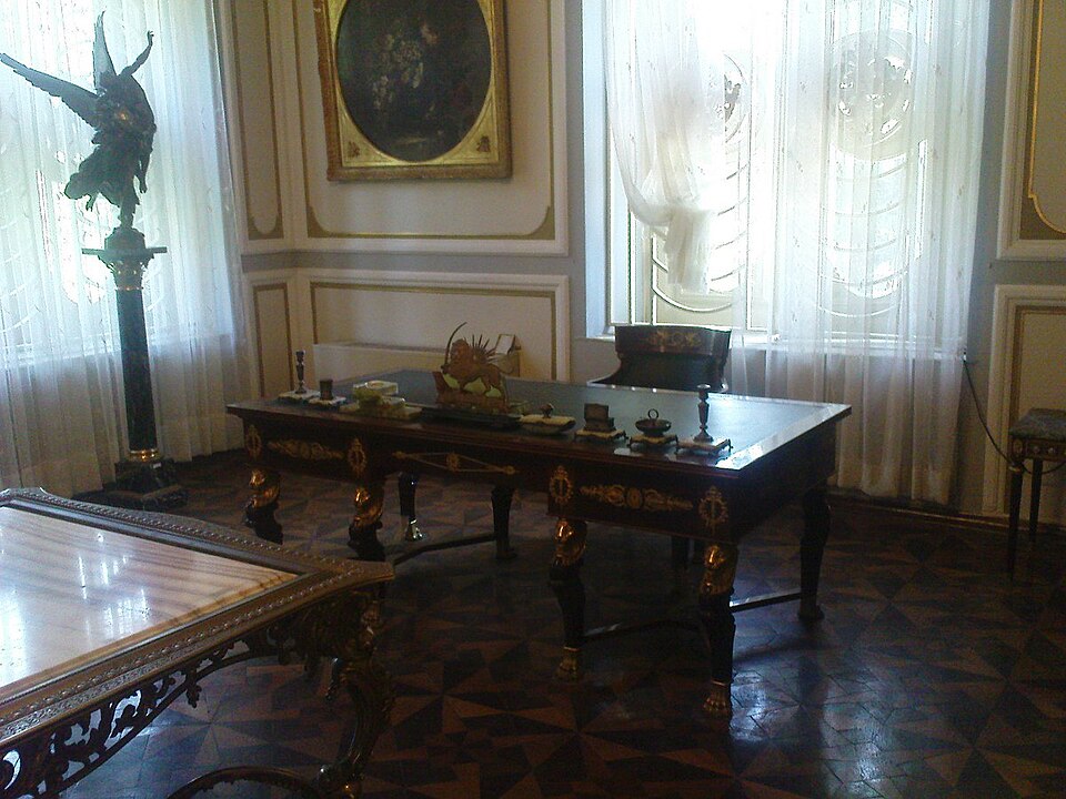 File:Ramsar-shah-table.JPG