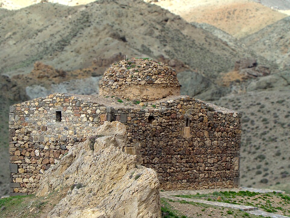 File:Zakariya church-West Azerbaijan 001.jpg