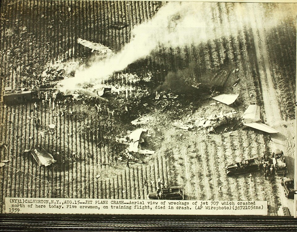 File:American Airlines Flight 514（N7514A） crashsite.jpg