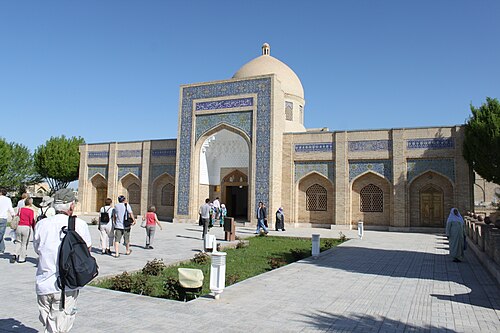 Entrada do Mausoléu de Bahoutdin