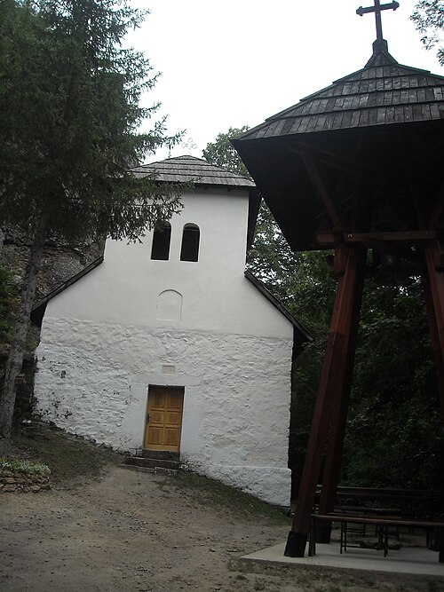 File:Crkva Sv Nikole u manastiru Kovilje.JPG