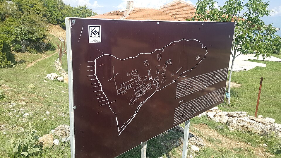 File:KremnaAntikKenti3.jpg
