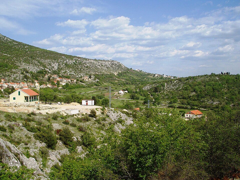 File:Pogled na Slivno, dio.jpg