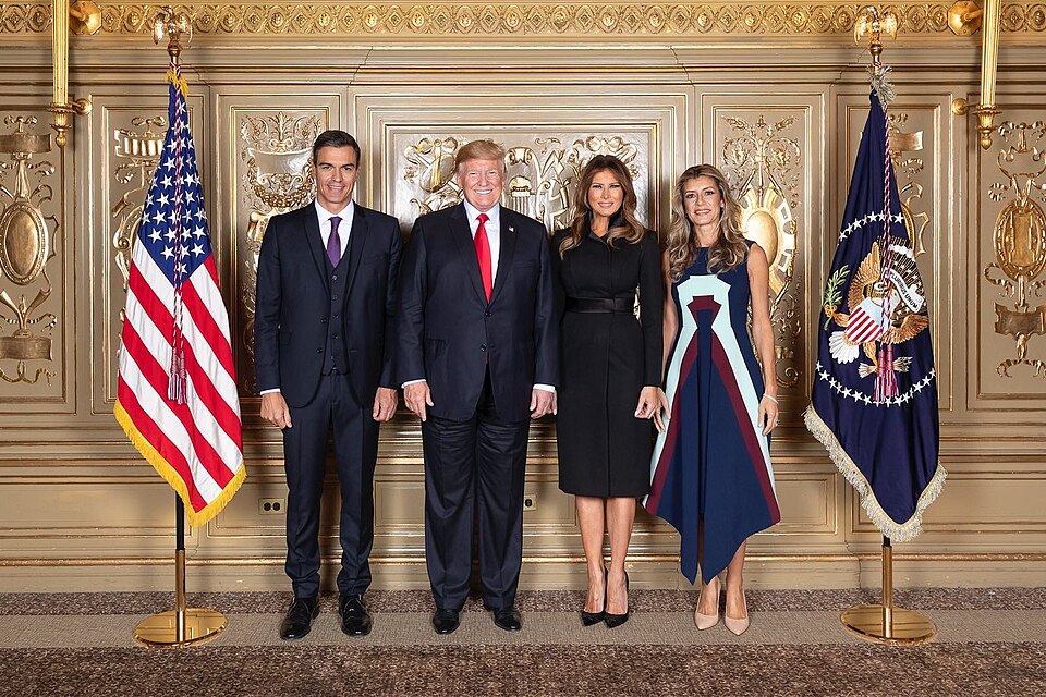 File:President Donald Trump and Pedro Sánchez.jpg
