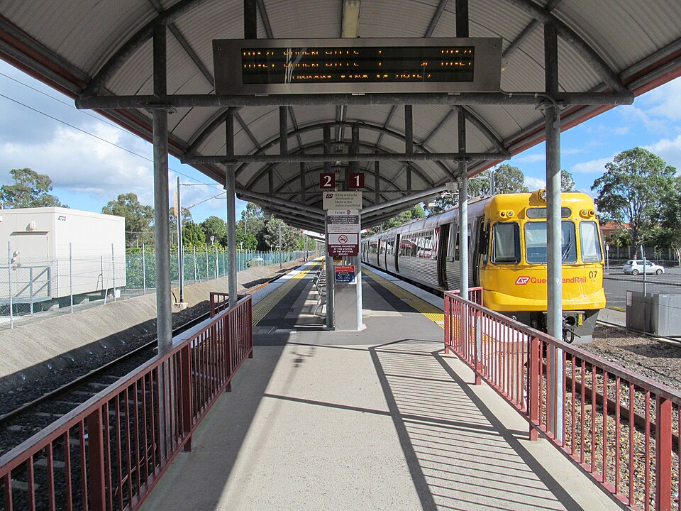 File:Cleveland station partial inside view.jpg
