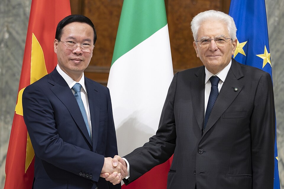 File:Sergio Mattarella and Võ Văn Thưởng.jpg