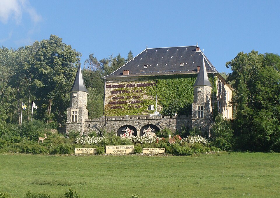 File:Château des Herbeys-28.JPG
