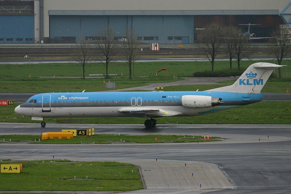 File:PH-KLI Fokker 100 KLM Cityhopper (8600412658).jpg