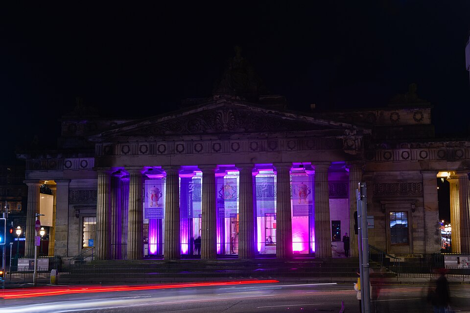 File:Private View NC 020.jpg