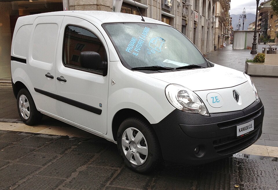 File:2012 Renault Kangoo Z.E. front II.JPG