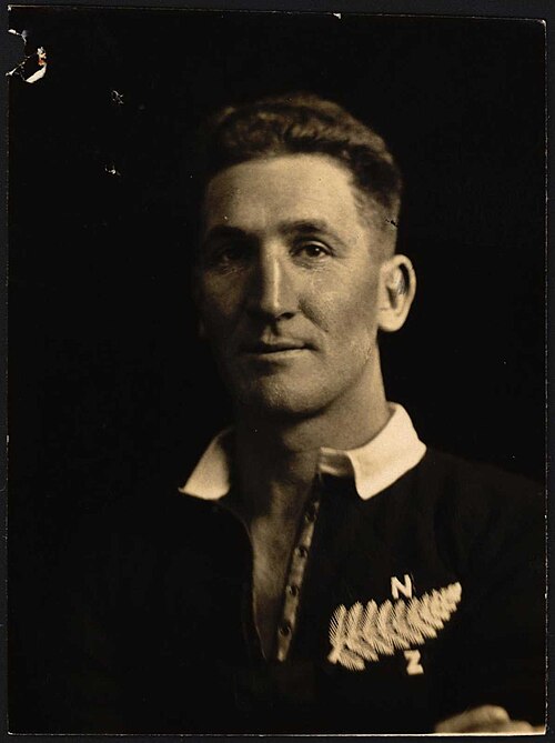 File:Leslie Frank Cupples passport photo.jpg