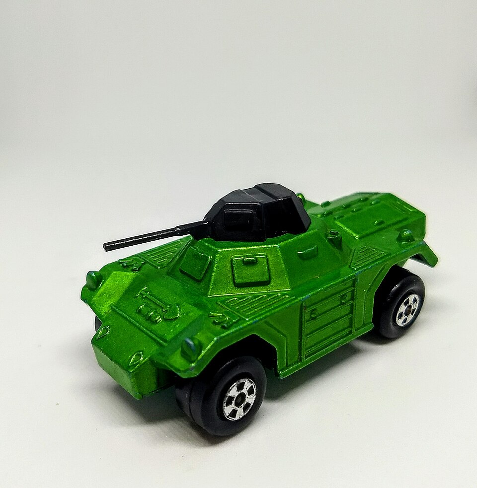 File:Matchbox Weasel 73.jpg