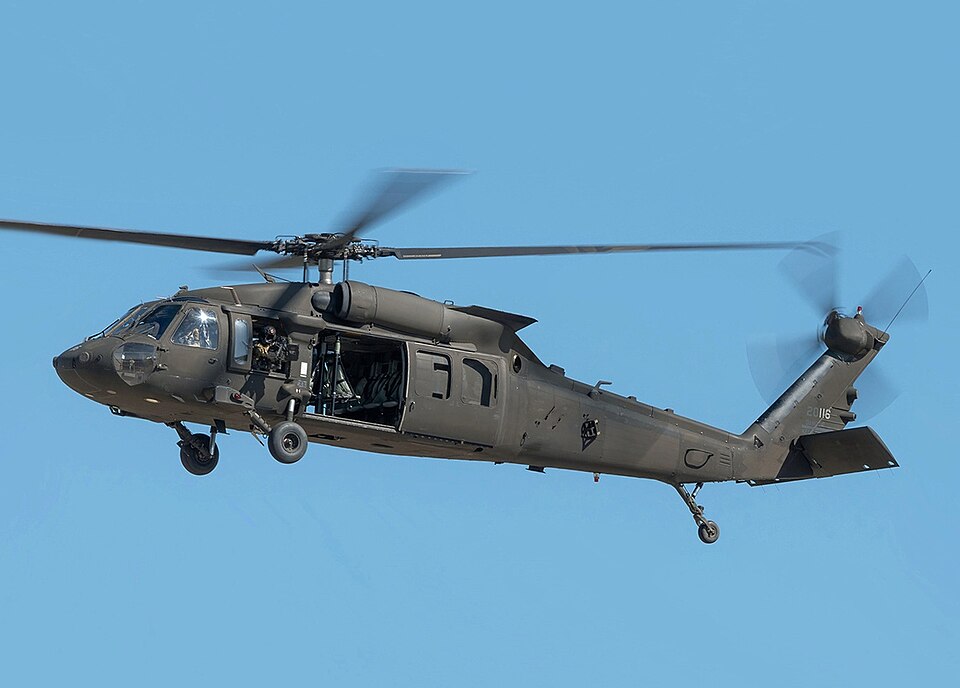 File:National-Guard-UH-60-Black-Hawk-operations-at-Fort-McCoy.jpg