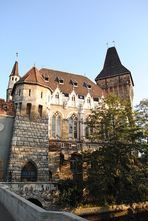 File:Vajdahunyad vára (16291. számú műemlék) 12.jpg