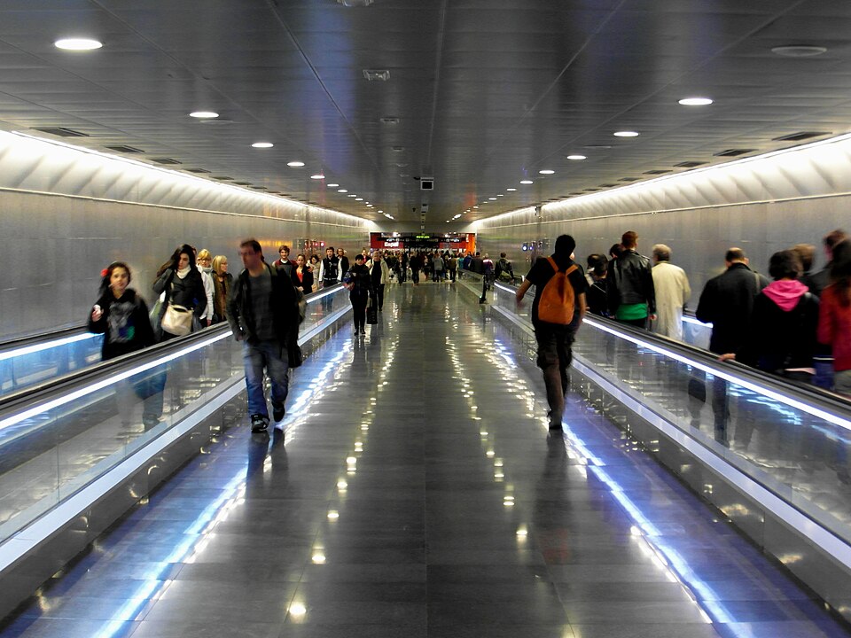 File:Barcelona - Estació de Diagonal-Provença (7482518534).jpg