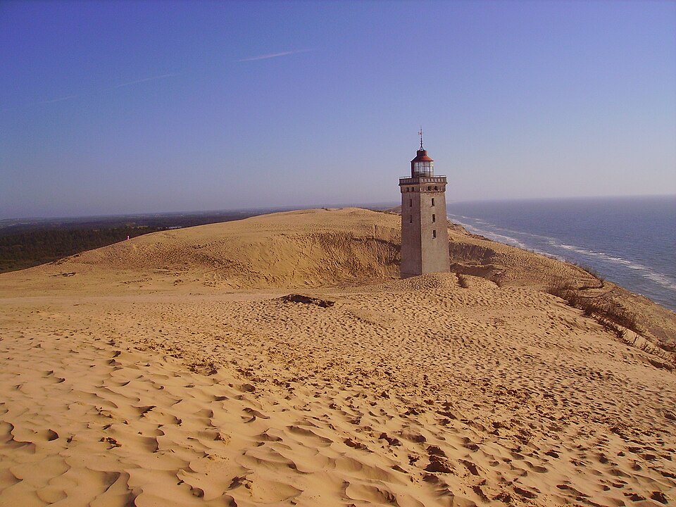 File:Leuchtturm Rubjerg 01.JPG