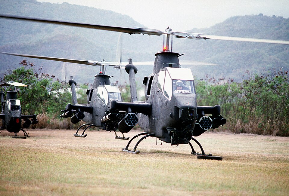 File:AH-1 Cobra DF-ST-85-09827.JPEG