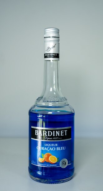File:Bardinet Blue Curacao 01.tif