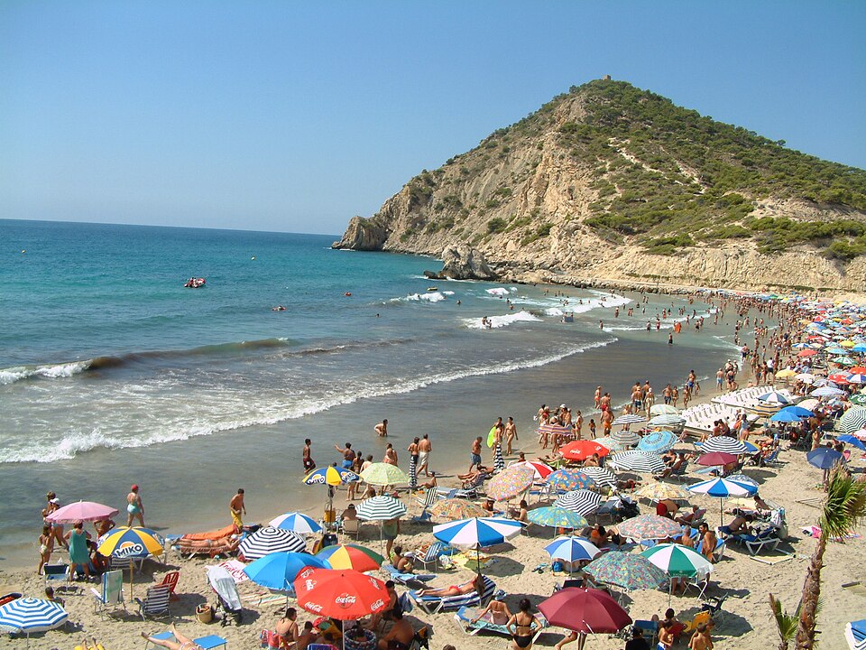 File:Cala de Finestrat 2006.JPG