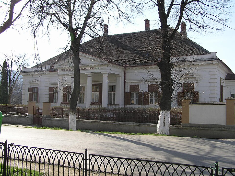 File:RO BV Cristian Lutheran parish (4).jpg