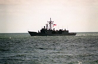 Samuel B. Roberts underway in the Chesapeake Bay, 20 August 1995