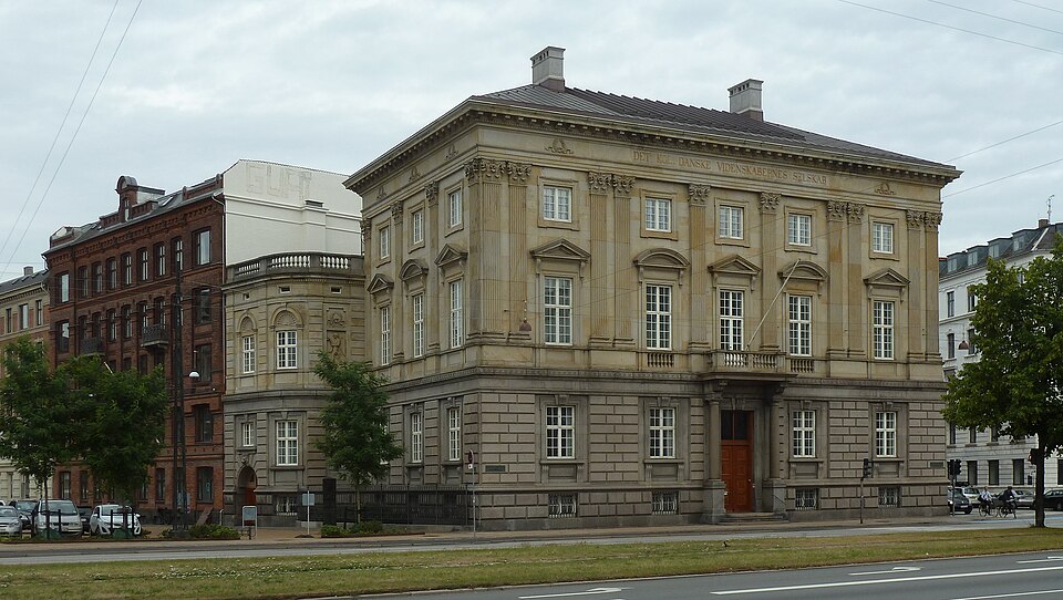 File:Carlsbergfondet.JPG