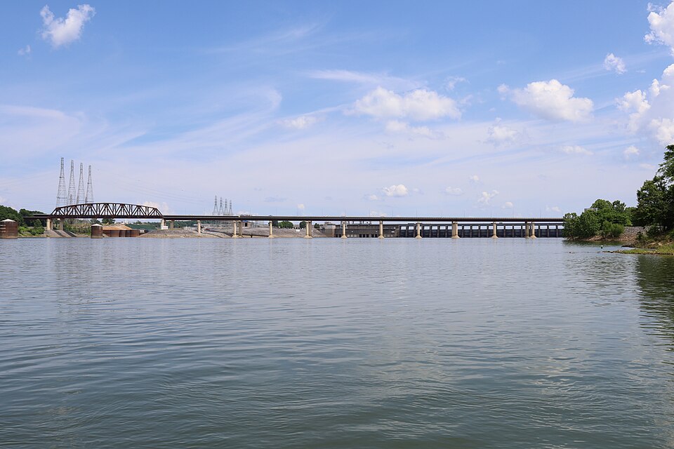 File:George A. Ellis Bridge 2022a.jpg