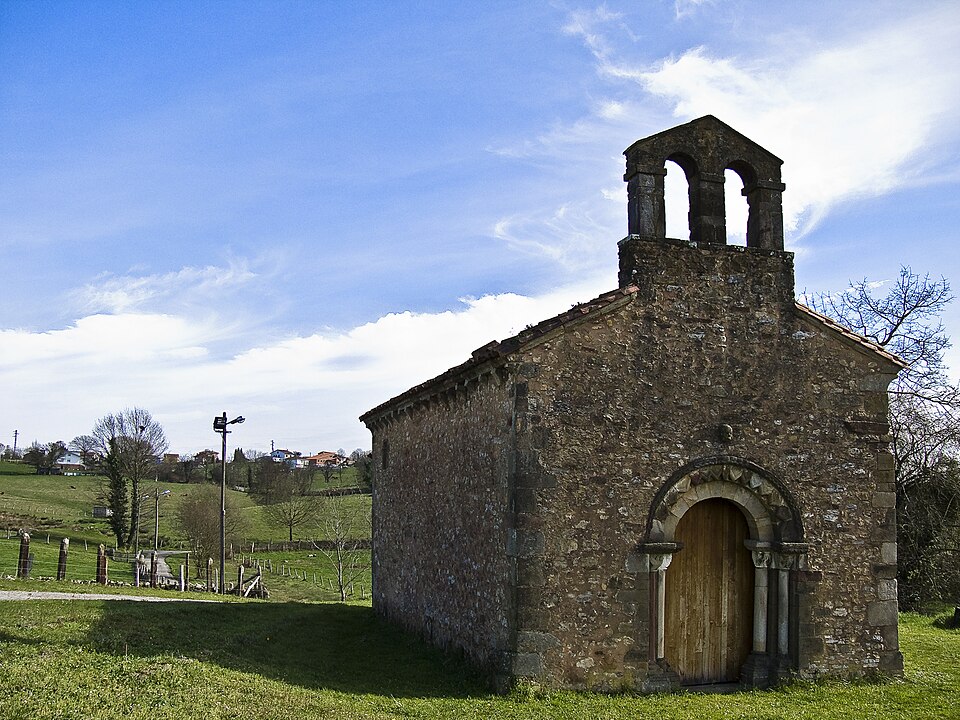 File:San Esteban de Aramil.jpg