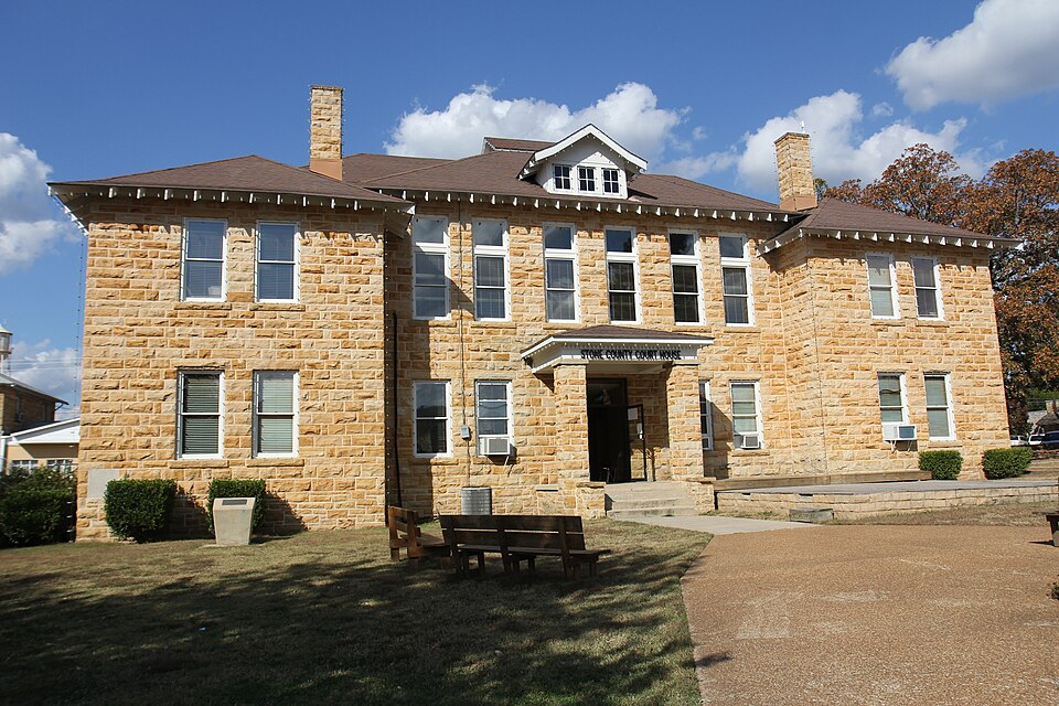 File:Stone County Courthouse Front.jpg