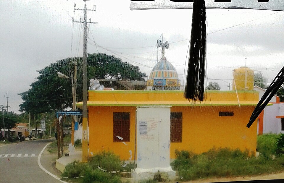 File:Harlahalli. Melkoute.jpg