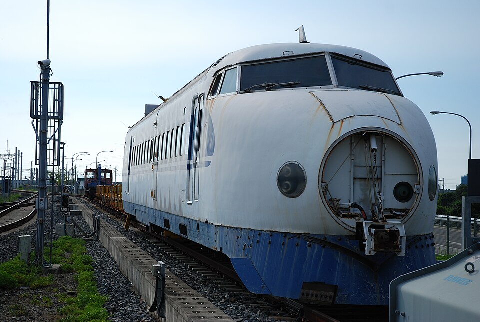 File:TSHR Structure Gauge Test Car 02.jpg