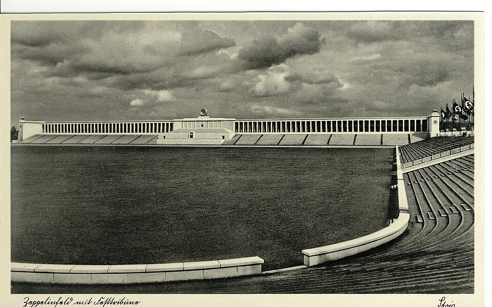 File:Zeppelinfeld1.jpg